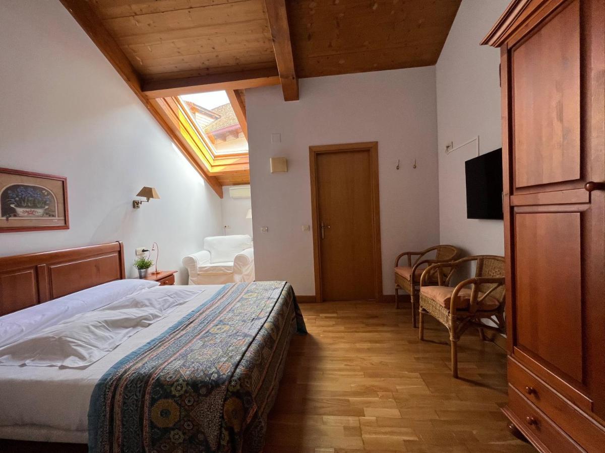 Oronz Hostal Rural Salazar المظهر الخارجي الصورة