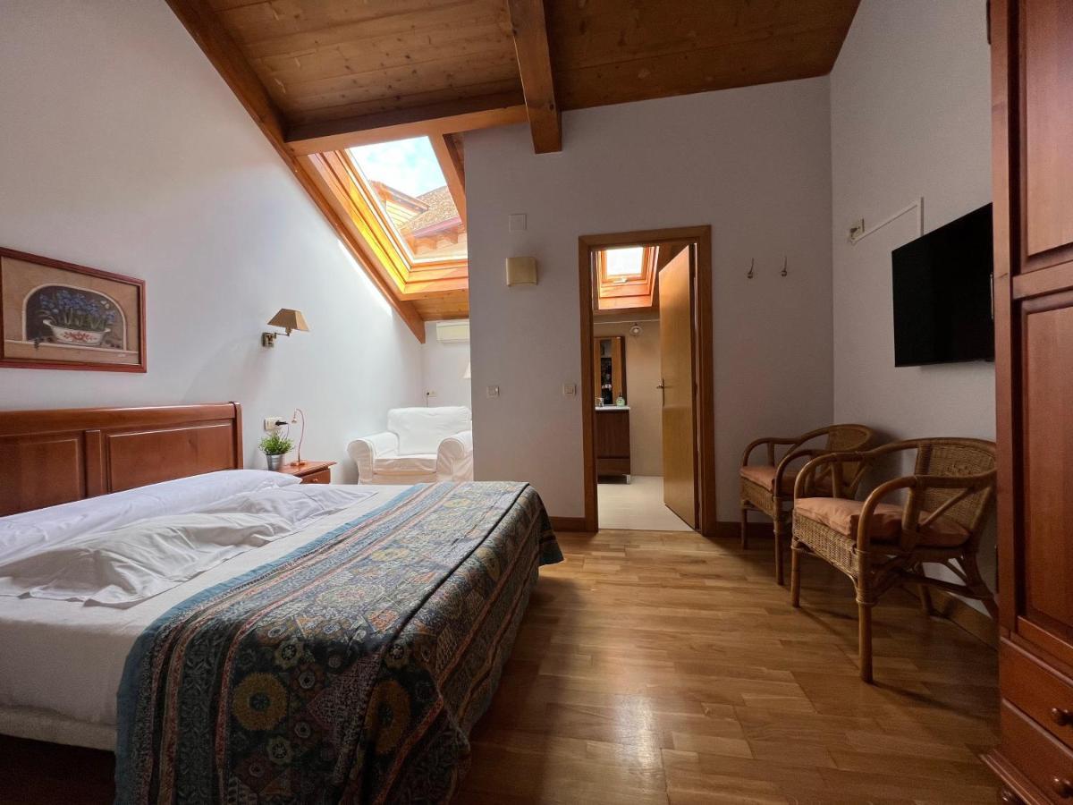 Oronz Hostal Rural Salazar المظهر الخارجي الصورة