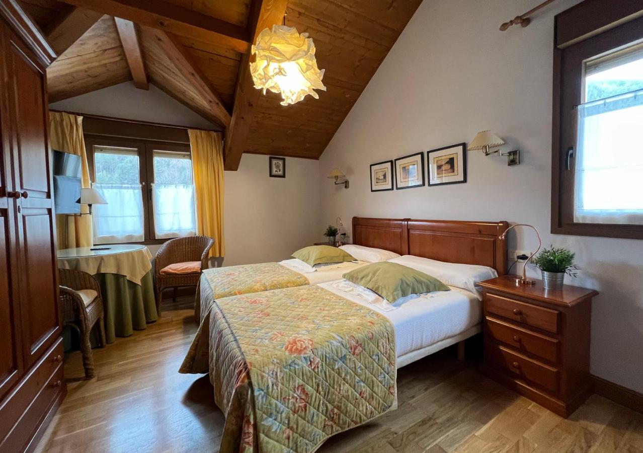 Oronz Hostal Rural Salazar المظهر الخارجي الصورة