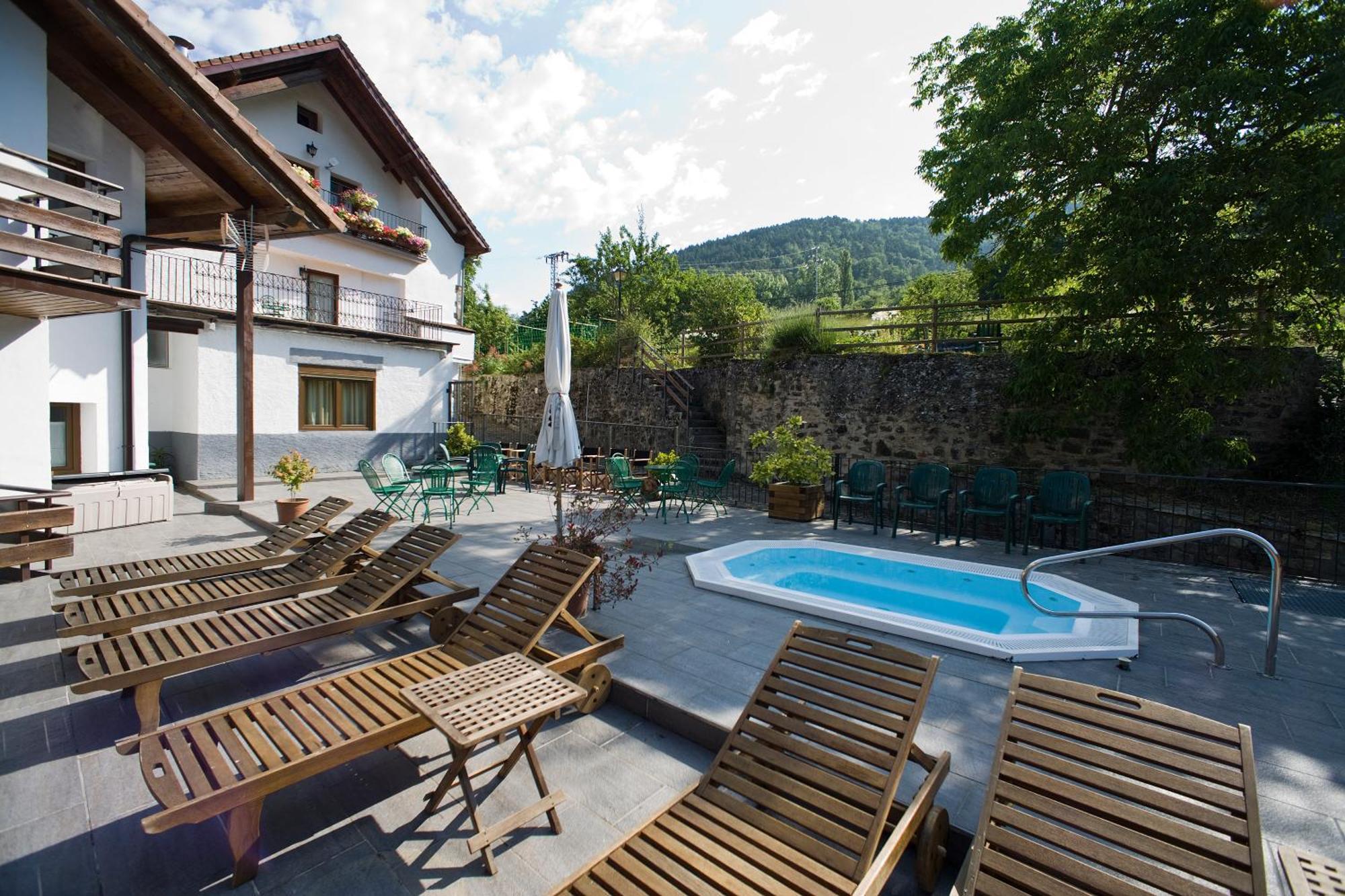 Oronz Hostal Rural Salazar المظهر الخارجي الصورة